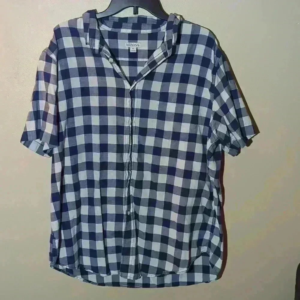 Merona, XL, blue and white button up tshirt